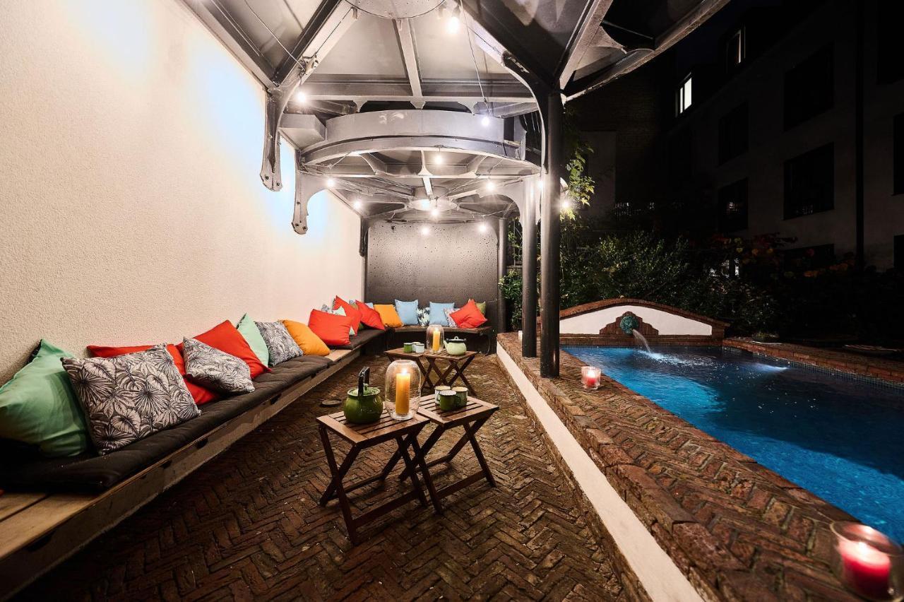 Latroupe Jardin Secret Hotel Saint-Gilles Exterior foto