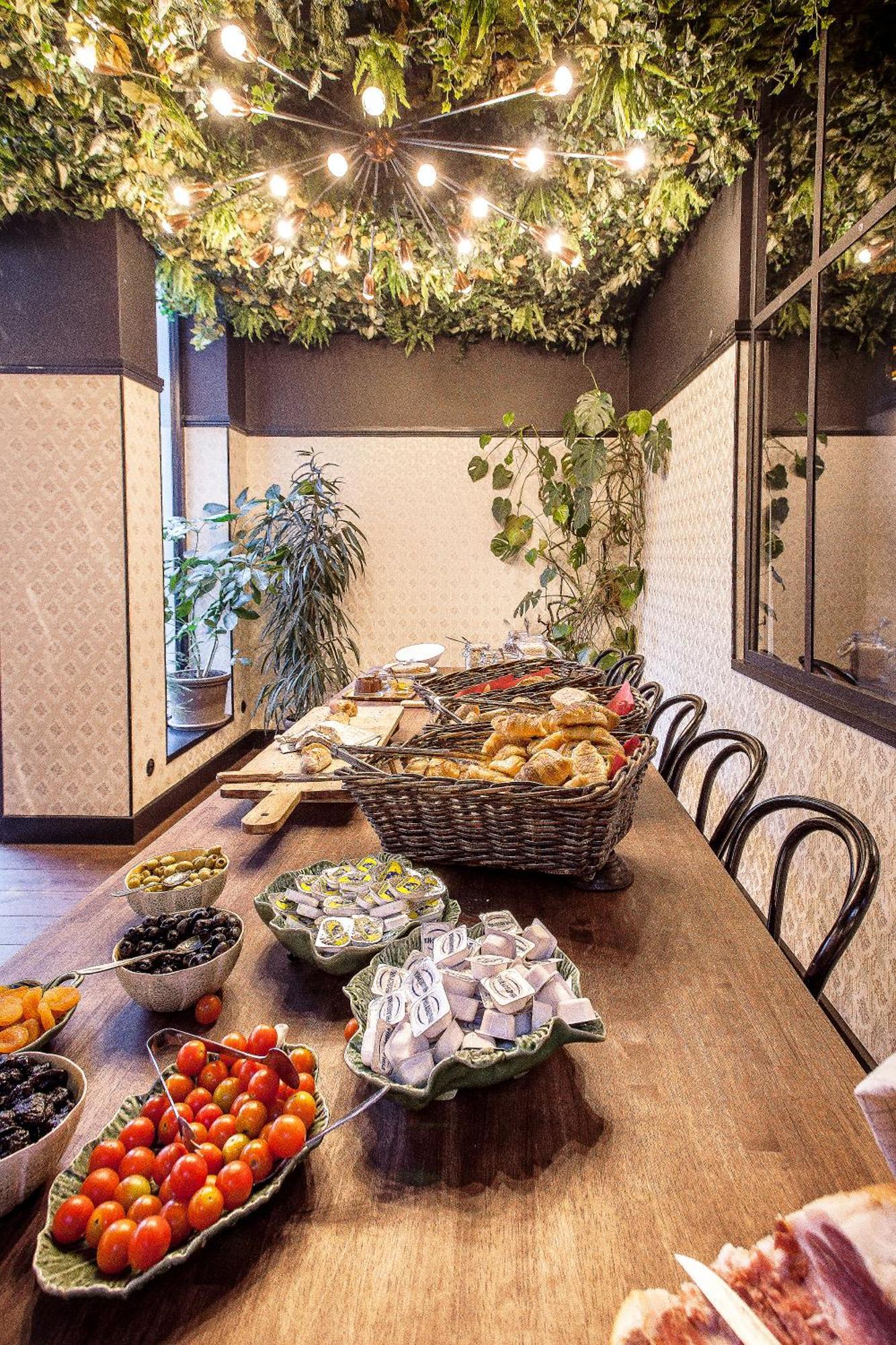 Latroupe Jardin Secret Hotel Saint-Gilles Exterior foto