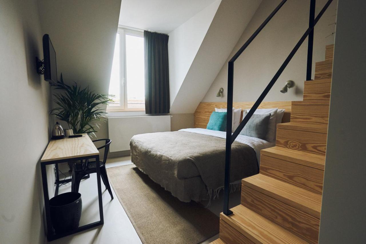Latroupe Jardin Secret Hotel Saint-Gilles Exterior foto