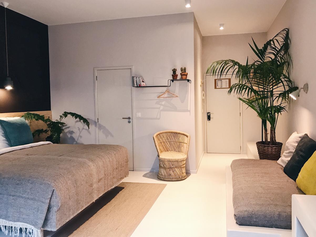 Latroupe Jardin Secret Hotel Saint-Gilles Exterior foto